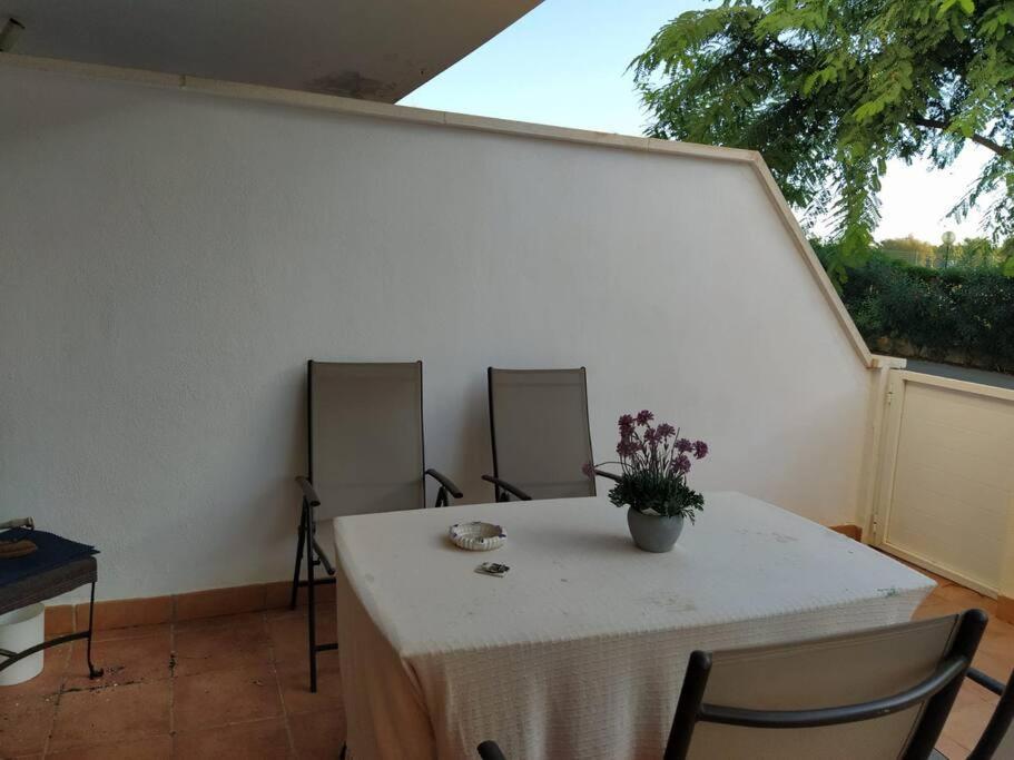 Apartamento Bajo Puerta De Alcazaba Retamar  Exterior foto